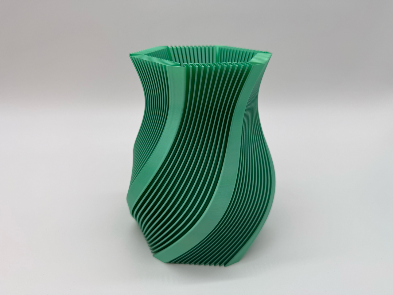 Vase with Wavy Ribbed Pattern – Futuristic Modern Design – Decorative Flower Pot